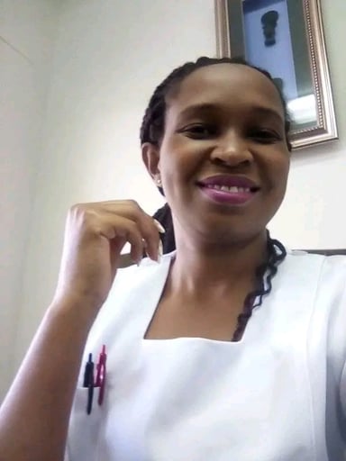 Nolusindiso Nqabeni