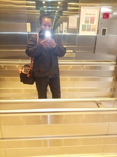 Zandile Mqikela